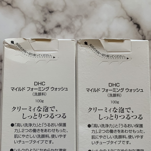 DHC mild foaming face wash and Revitalizing Moisture Strips - Picture 4 of 6